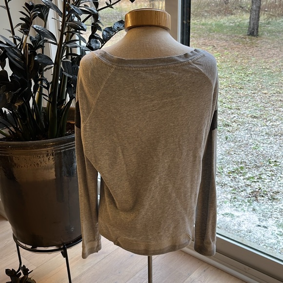 EUC True Religion top - Picture 5 of 9